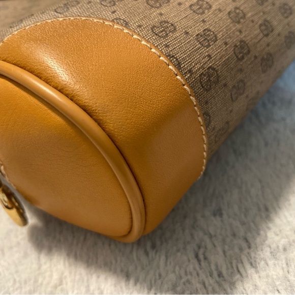GUCCI Clutch/ Pouch - Picture 15 of 16